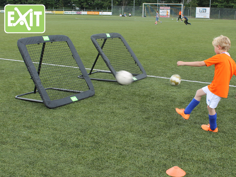 Rebounder for fotballopplæring - 124 X 124 cm Rebounder for fotballopplæring - 124 X 124 cm