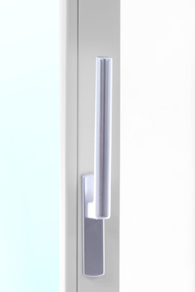 2-delt fasadeparti i aluminium med skyvedører - 3-lags glass + Ramme ermer 2-delt fasadeparti i aluminium med skyvedører - 3-lags glass + Ramme ermer