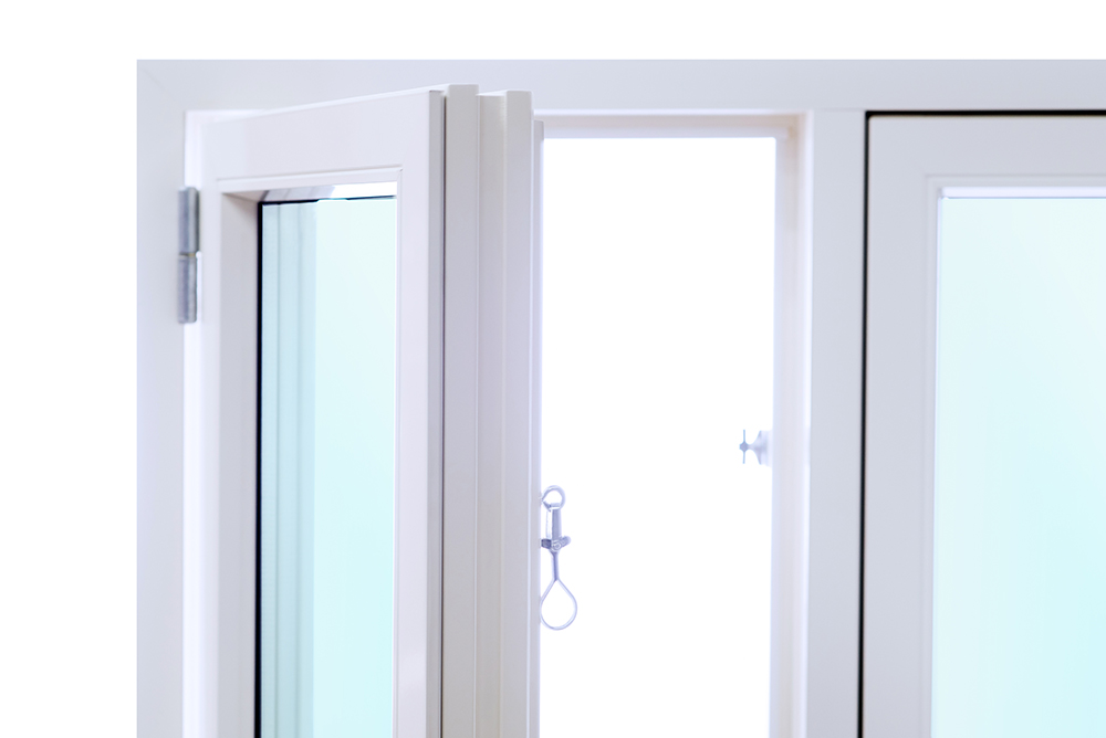 Vindu Aluminium/Tre 3-Lags Sidehengslet - 2-rams - U-verdi 1,1 + Drivreim