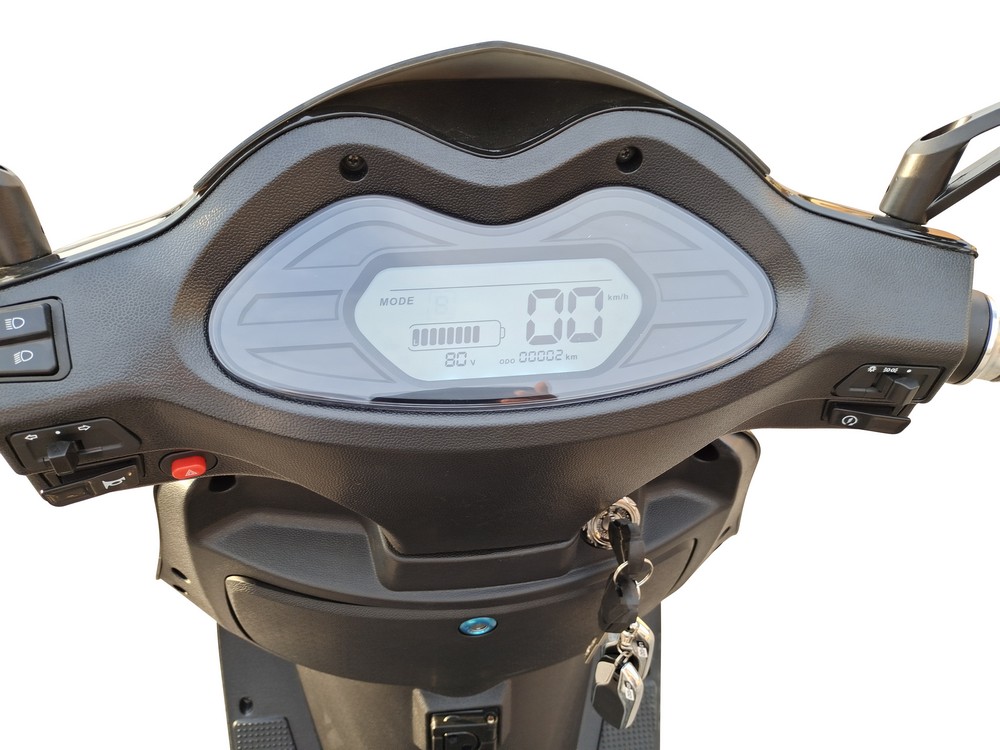 Elmoped 2000W - Svart + L�s kjede