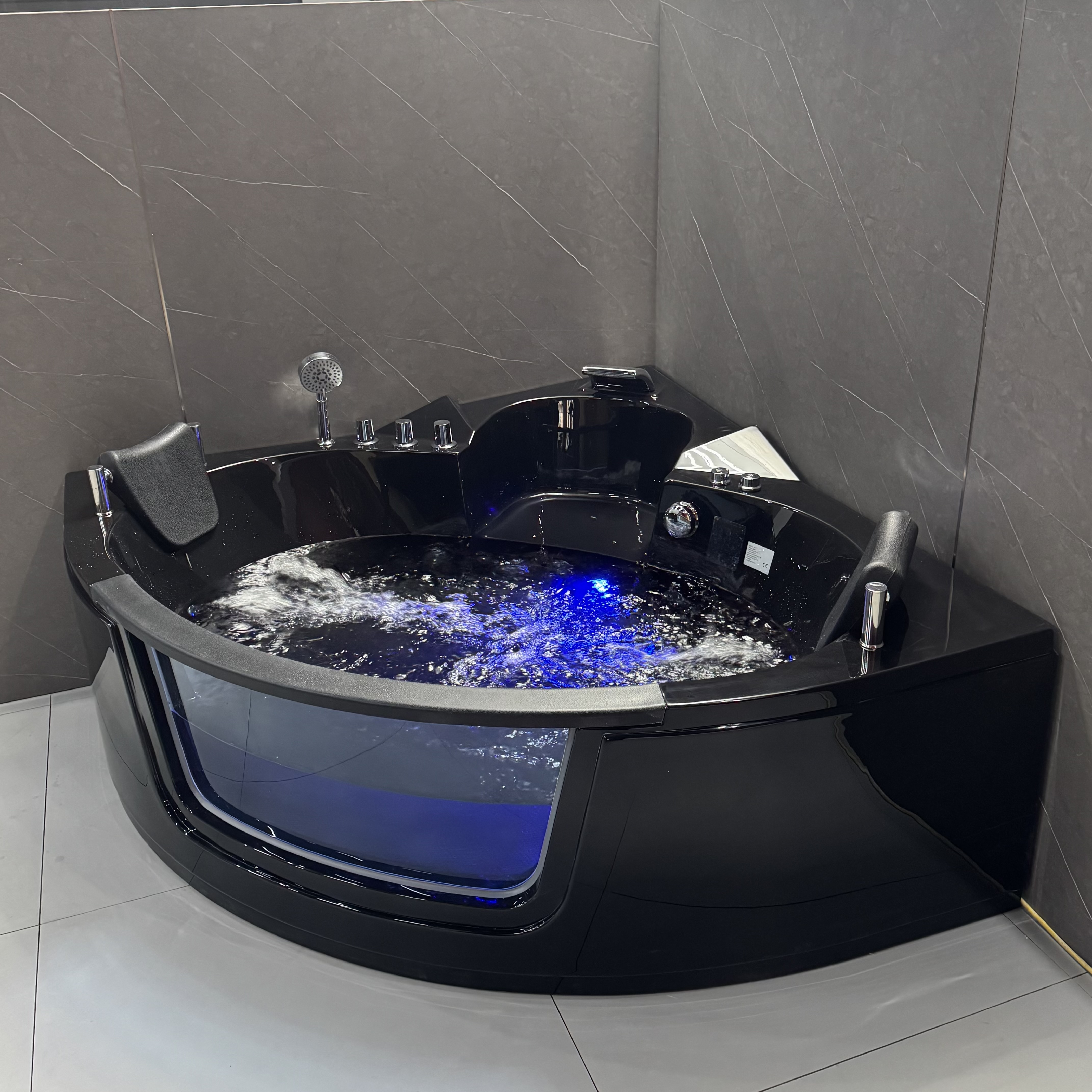 Hj�rnebadekar Kailua massasjebadekar 150 � 150 cm - Svart