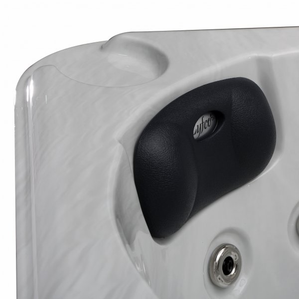 Badestamp Poseidon - 5-6 personer Badestamp Poseidon - 5-6 personer