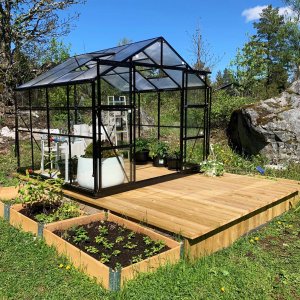 Drivhus 6,4 m² | 4 mm sikkerhetsglass | 5 års stormgaranti | Svart Drivhus 6,4 m² | 4 mm sikkerhetsglass | 5 års stormgaranti | Svart
