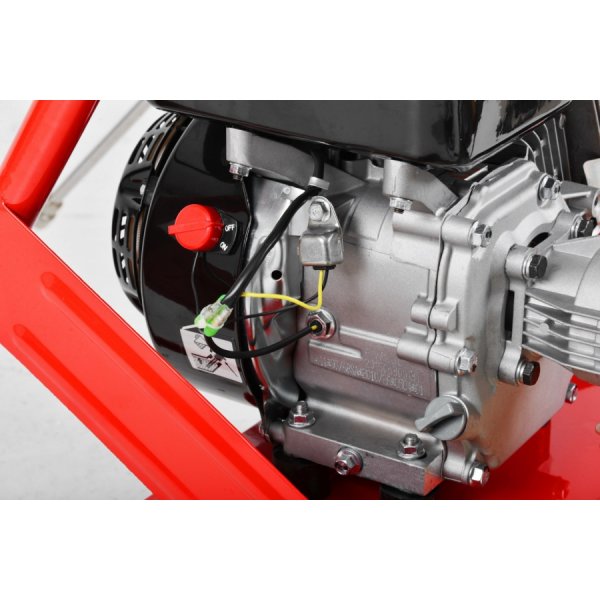 Bensindrevet høytrykkspyler - 681 L/H Bensindrevet høytrykkspyler - 681 L/H