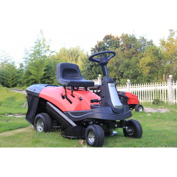 Sikkerhetsklipper 24\\\" 196 cc - 4,8 kW - 4 gir, r�d