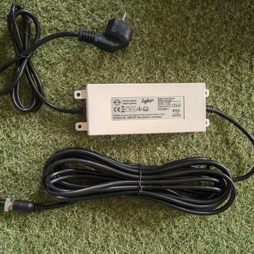 Robotgressklipper 1500 m | Lyfco E1800-1 WiFi