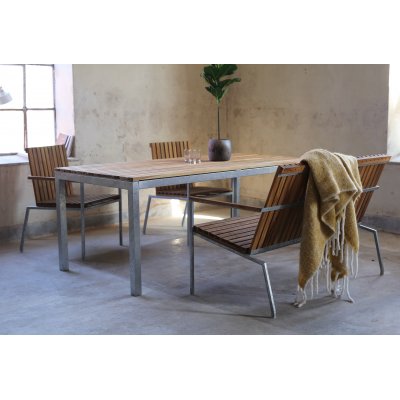 Matgruppe Alva: Spisebord med 2 stk. Alva stoler + 1 stk. Alva sofa - Teak / Galvanisert stål