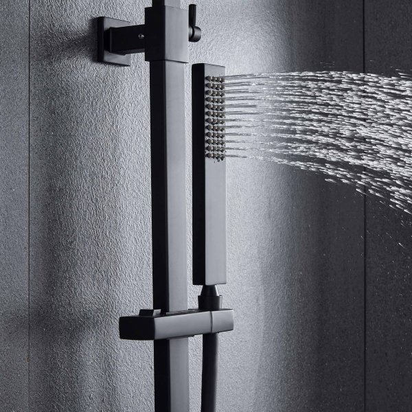 Komplett dusjsett i taket med h�nddusj i kantete design | Svart