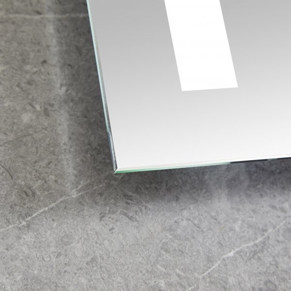 Baderomsspeil 60 x 70 cm med LED-belysning p� sidene og antidugg, rektangul�rt