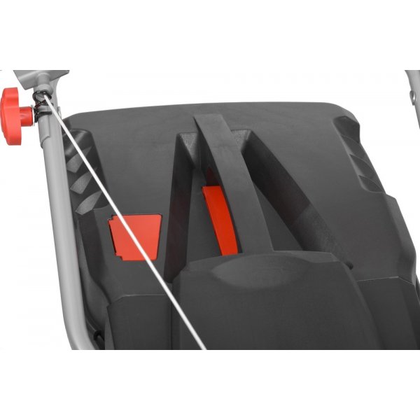 Bensindrevet gressklipper 46 cm, selvg�ende - Briggs & Stratton 140 cc