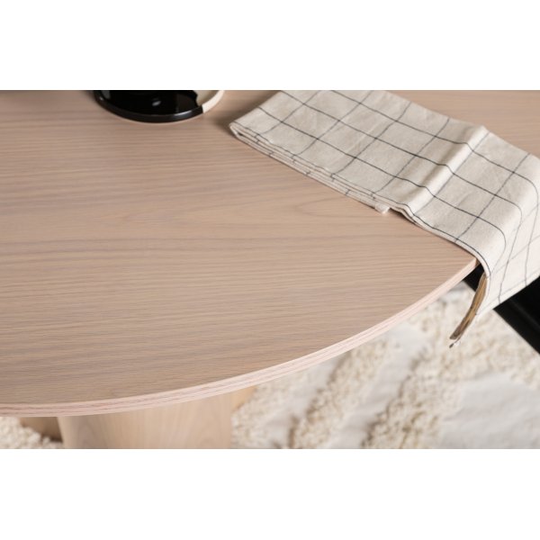 Spisebord rundt 110 cm hvitvasket - Olivia Spisebord rundt 110 cm hvitvasket - Olivia