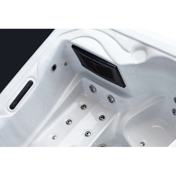 Swimspa Flood 820A Swimspa Flood 820A