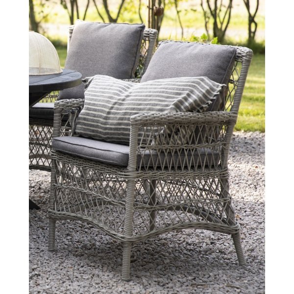 Provence utendørs lenestol i grå syntetisk rotting + Tekstilimpregnering for utemøbler Provence utendørs lenestol i grå syntetisk rotting + Tekstilimpregnering for utemøbler