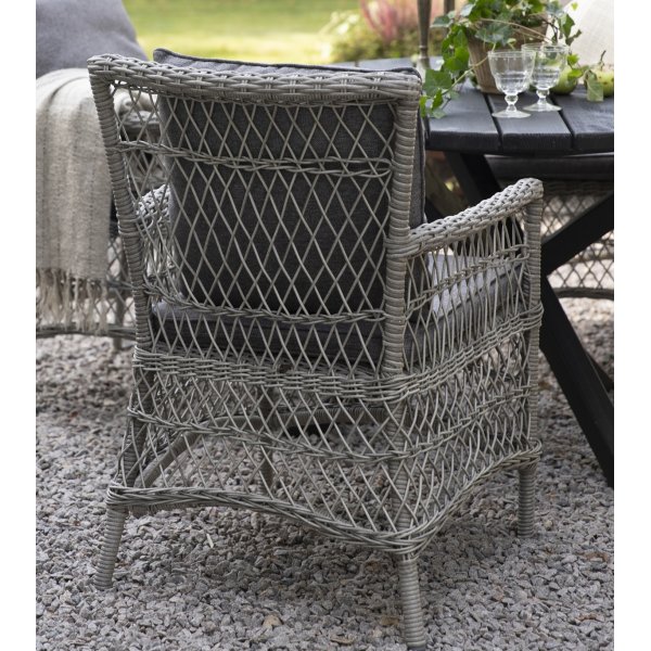 Provence utendørs lenestol i grå syntetisk rotting + Tekstilimpregnering for utemøbler Provence utendørs lenestol i grå syntetisk rotting + Tekstilimpregnering for utemøbler