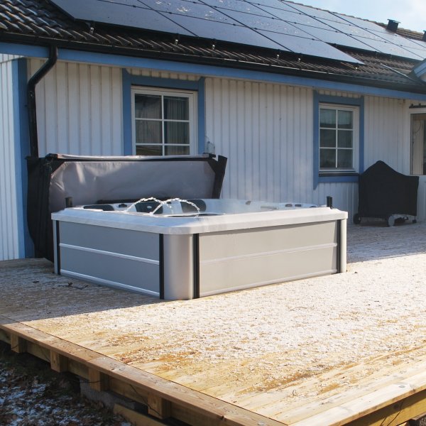 Spabad Serenity med WiFi - 5-6 personer