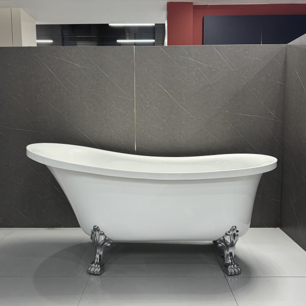 Frittst�ende Kapolei badekar med klof�tter 170 � 75 cm