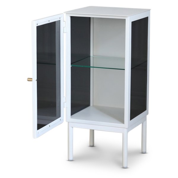 Revel hvitt nattbord 75 cm med venstrehengt d�r