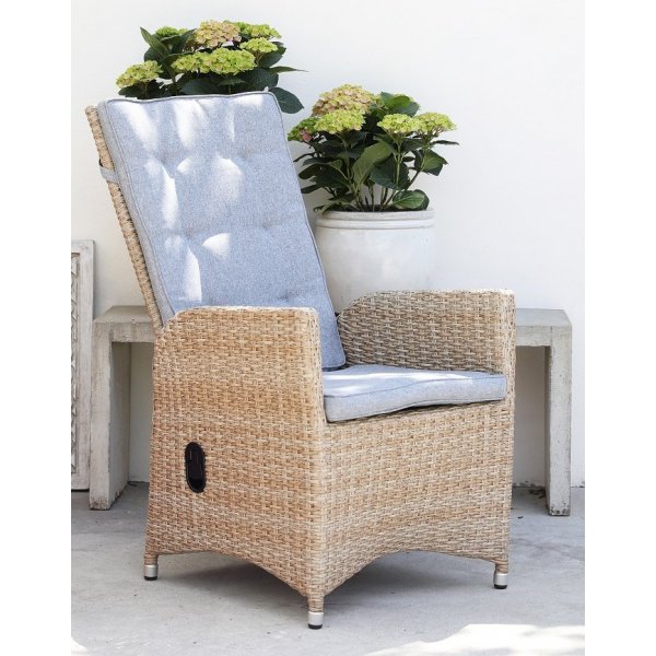 Spisegruppe Sienna: Spisebord inkludert 6 lenestoler fra Sienna Spisegruppe Sienna: Spisebord inkludert 6 lenestoler fra Sienna