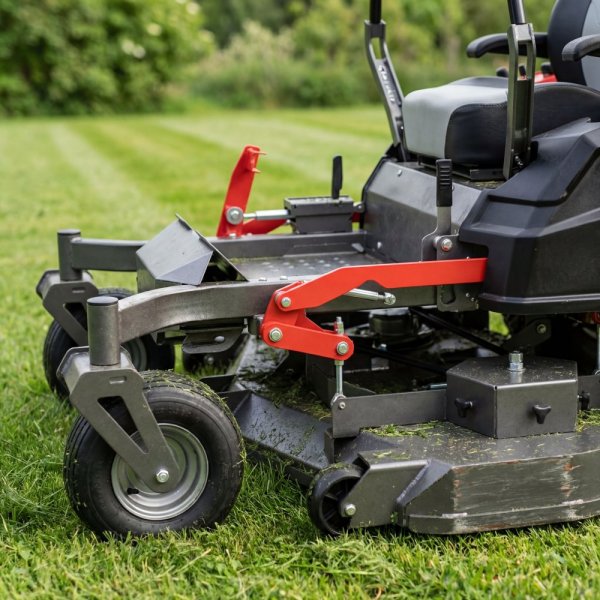 Kommersiell nullsving-sitteklipper - 152 cm klippebredde, 803 cc Loncin-motor