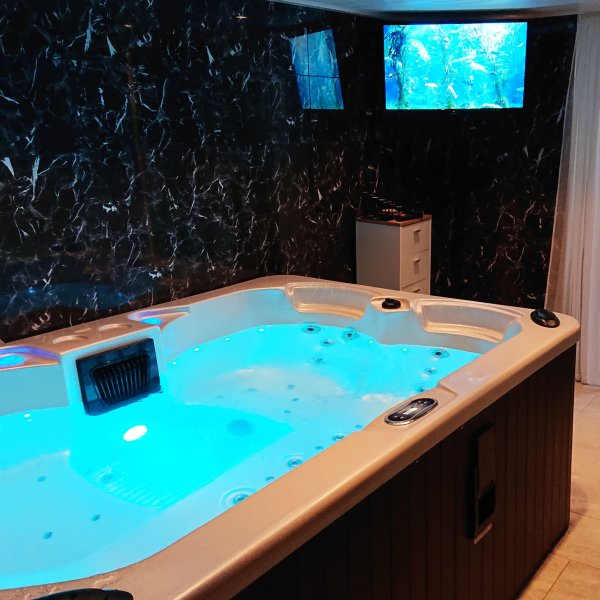 Spa Relaxio - 4 personer Spa Relaxio - 4 personer