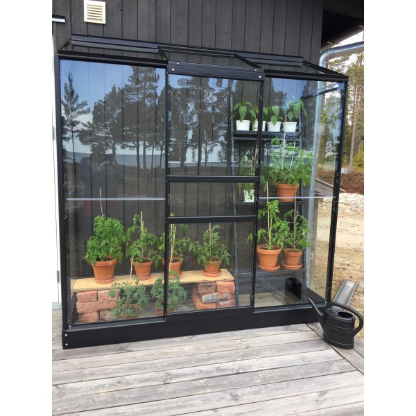 Veggdrivhus Pluto - 1,3 m² Veggdrivhus Pluto - 1,3 m²