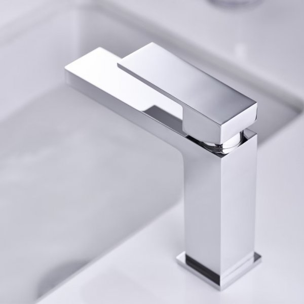 Servantbatteri Tulip - Krom Servantbatteri Tulip - Krom